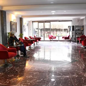 yalcin-otel.allantalyahotels.org/